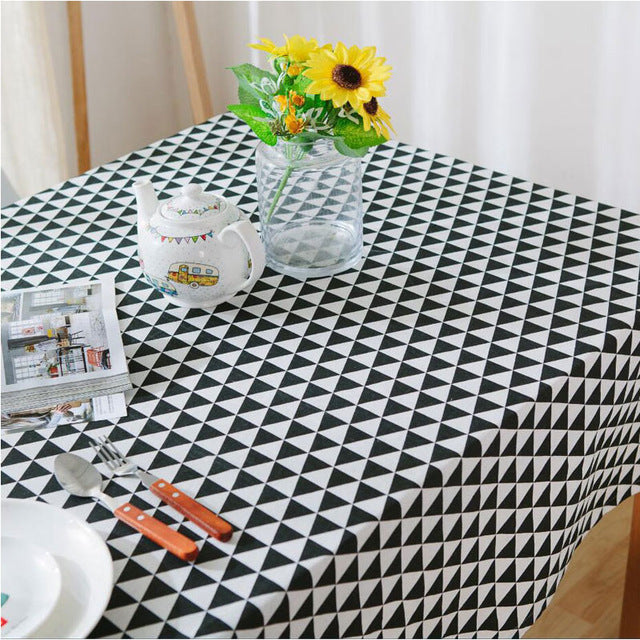 Triangle Pattern Decorative Table Cloth