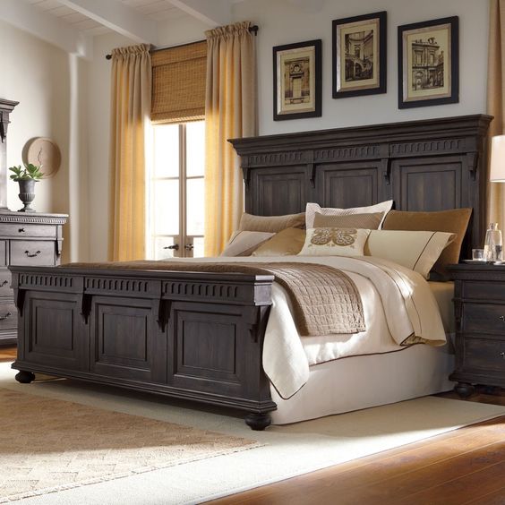 Sofa & Sectionals
