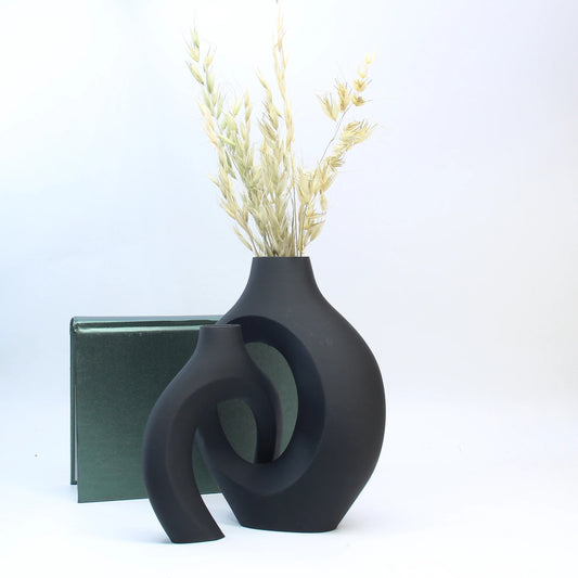 A Set of Hugging Vase Ornaments, Home Decoration Ornaments Vase, Dry