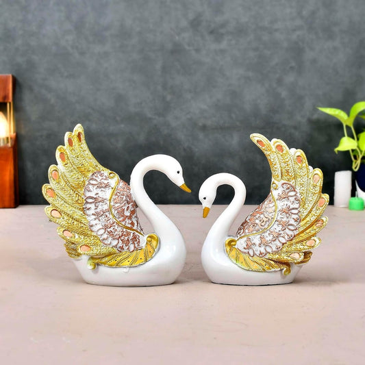 Elegant Swan Couple Showpiece – Decorative Resin Figurines for Love &
